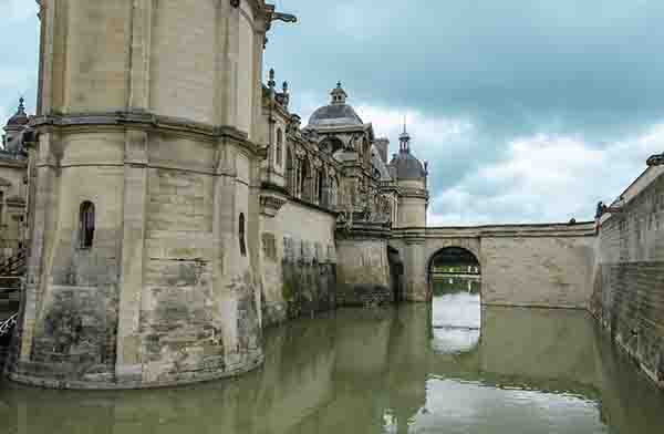 Francia - Chantilly 12 - castillo de Chantilly.jpg